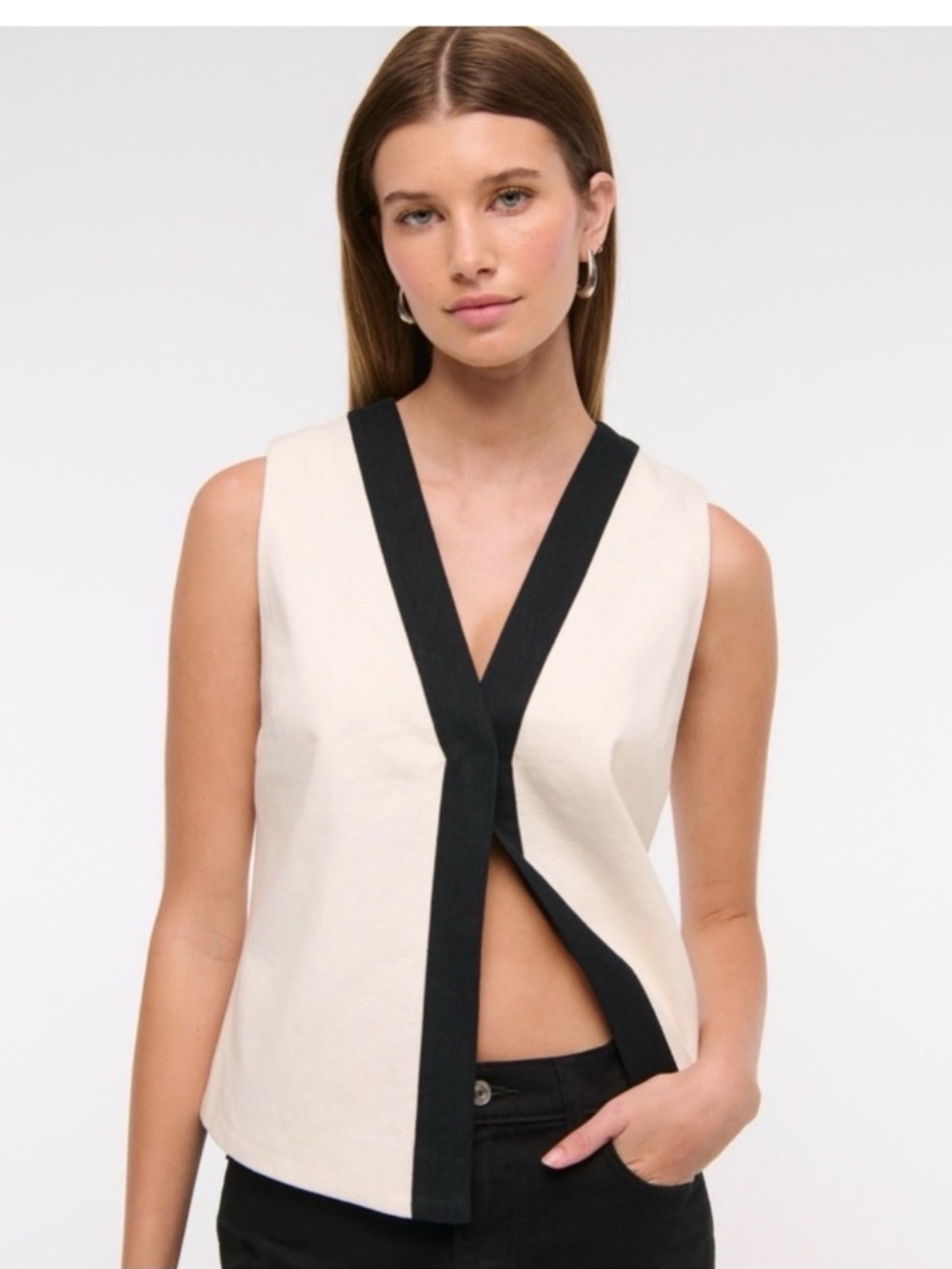 Abercrombie & Fitch Black Vest with Beige Trim